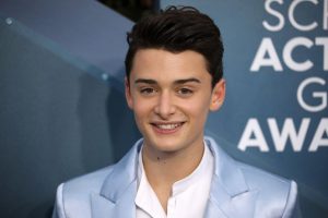 noah schnapp net worth