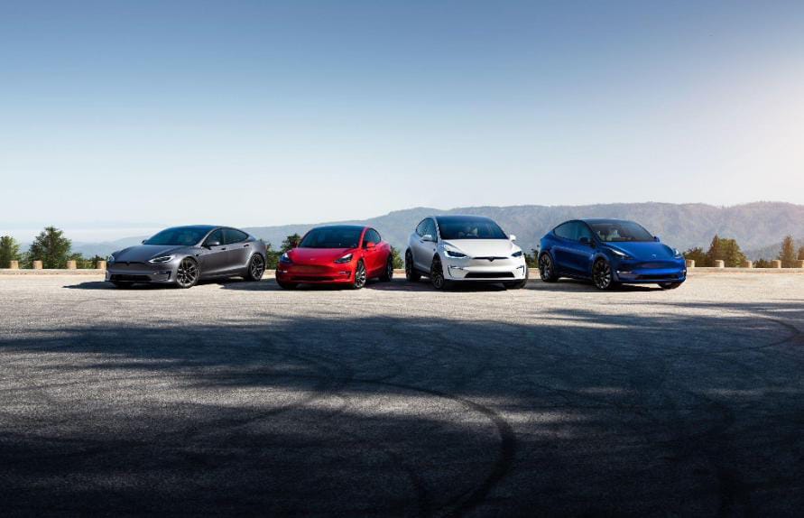 Tesla Q4 2023 Sales Image 1
